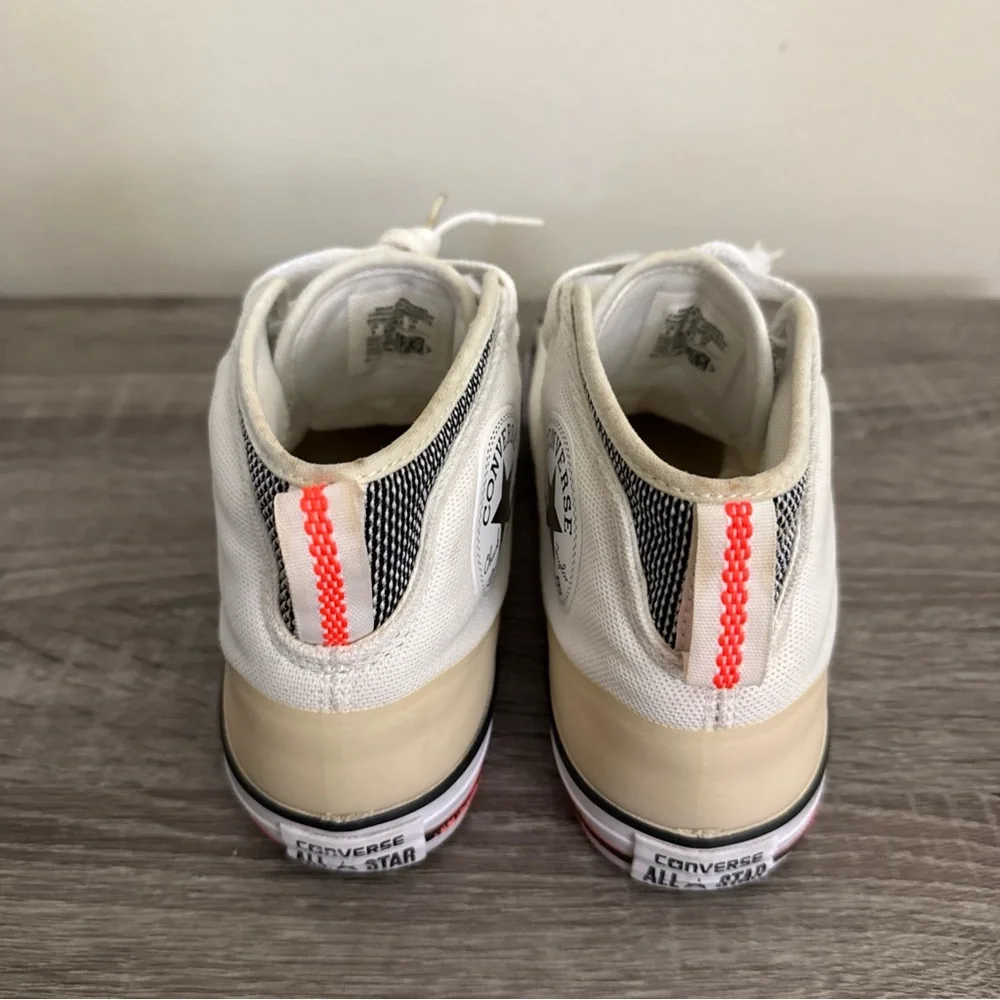 Converse Boys Chuck‎ Taylor All Star size 6